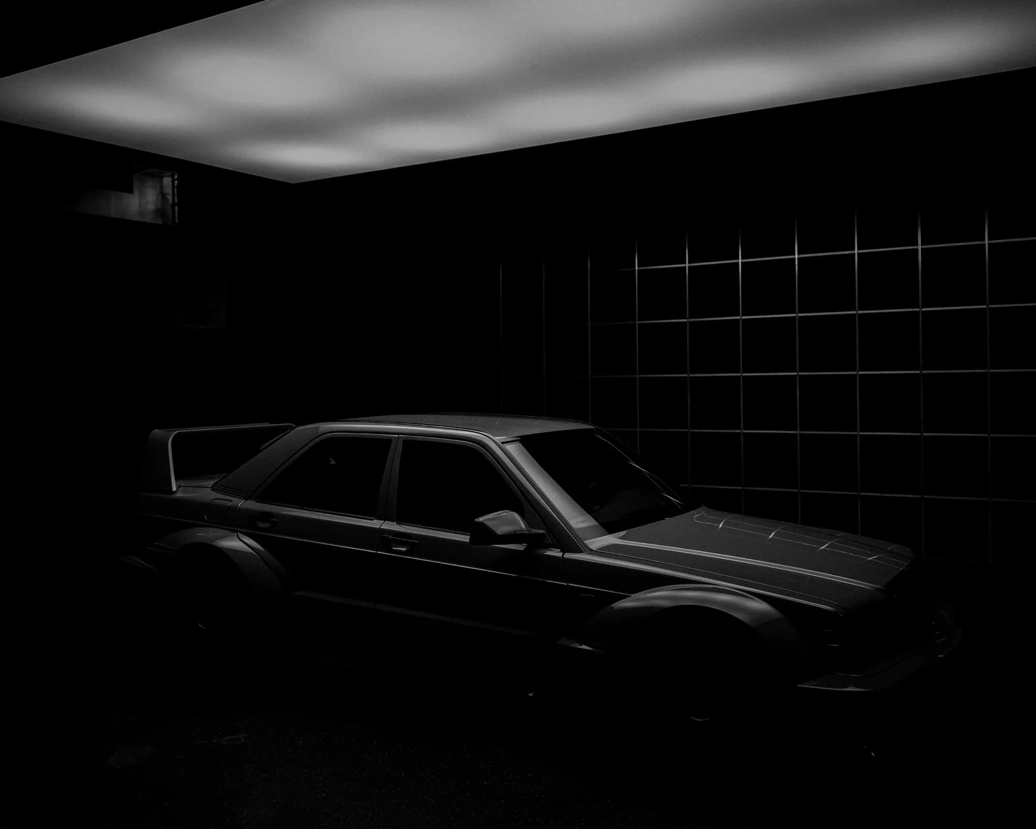 roter benz, frame 3